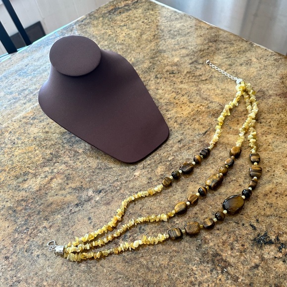 3 Strand Tigers Eye beaded Necklace - Picture 4 of 4